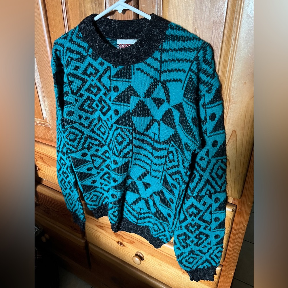 VINTAGE BARREL GRANDPA SWEATER